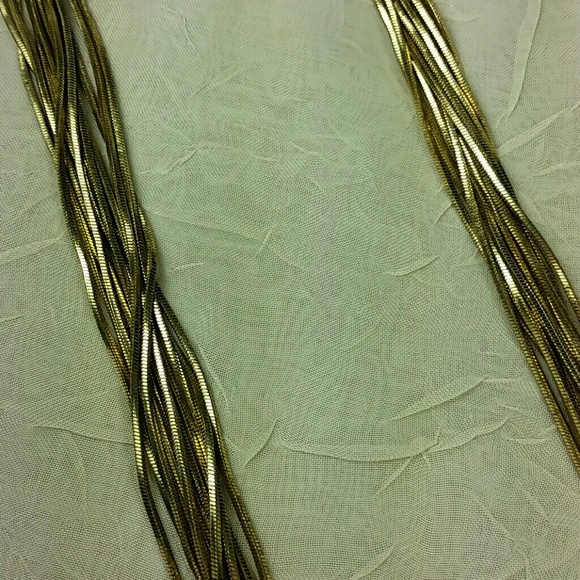 Necklace 34" Multiple Strand Gold Plated Snake Chain Glamorous Mobwife EUC - Picture 4 of 8